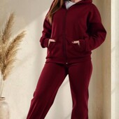 Теплий жіночий костюм 42/44