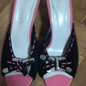 Розпродаж ! Симпатичні шльопанці