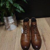 Ботинки із натуральної шкіри, утеплені флісом 40 і 41 рри. Новинка. Унісекс.