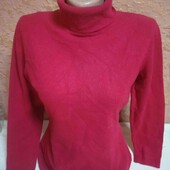 Фірмовий светрик-гольф,розмір S/M