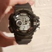 Мужские спортивные наручные часы идут в подарочной коробке