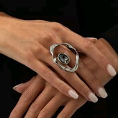 Об'ємна каблучка, кільце, перстень, овал, м'ятий метал