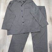 Піжама розмір 52-54.Присутній нюанс.