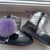 Стильные зимние сапожки 17,5 стелька 28 размер