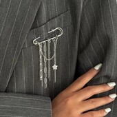 Булавка, брошка декоративна, китиці, підвіски, зірка, ланцюжки