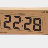 Часы зеркальные на батарейках