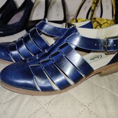 Clarks, uk3 D 36p шикарні шкіряні сандалі