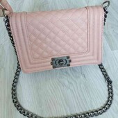 стильная женская сумочка экокожа цвет пудра ручка цепочка нюанс 