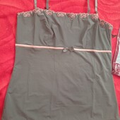 Шикарна.В упаковці іде.Вимір у фото.Тягнеться