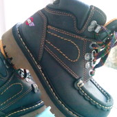 Бренд.деміс. ботін з натур. набуку , поліурітан масивна, добротна підошва роз. 36 Відмін.стан