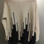 Свитер с блесками,новый.