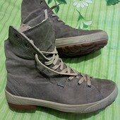 Жіночі ботинки р39 гарний стан розпродажа