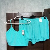 Новый брендовый комплект в рубчик(шорты+бюстик) р.L(14-16).