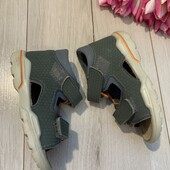 Сандаліки 21розміру.Устілка 13,5см.