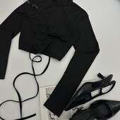 Кофтинка з гарною спинкою