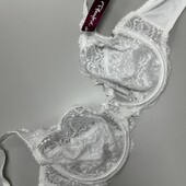 415. Бюстгальтер мереживний 85Е