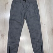 Ідеальний стан.Брюки штанці у клітинку,розмір М.