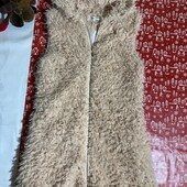 Мягенька жилетка на р-р S