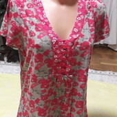 Розпродаж! Футболка квітковий малюнок