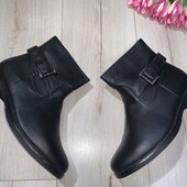 Ідеальний стан.Демі ботінки устілка 26,5см.