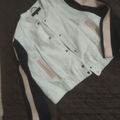 Next uk20 класний бомбер