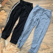 Двое спортивных штанов на 8/9 лет