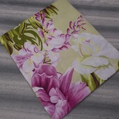 Яркая простынь 220х240 см.отличного качества