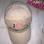 Стан ідеал.Бежева бейсболка на липучці.