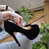 Вони бомбезні, Еко туфлі на високих підборах, ніби і не ношені❤️