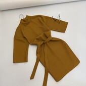 Гарна фактурна сукня в гірчичному кольорі