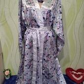 Шикарний шовковий, трохи утеплений, халат без сліду ношення