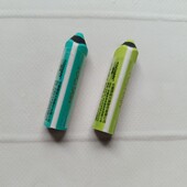 В лоті 2 шт. Ластик кольоровий