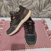 Кросовки с замшой,сост отличное.