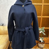 Дуже круте святкове кашемірове пальто нове 42 розміру