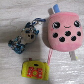 Усі іграшки що на фото одним лотом