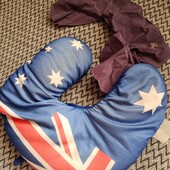 Нашийні подушки для подорожі