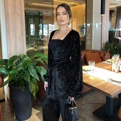 Эффектный элегантный женский брючный костюм