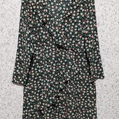 Очень красивое платье р-р 20