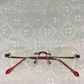 Редкие диоптрии -4,5.В идеале. Описание.