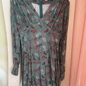 Сукня жіноча дуже гарна