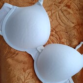 Білий бюстгальтер р.80В eur