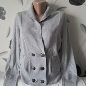 Чудова кофточка р 48 /50 гарний стан