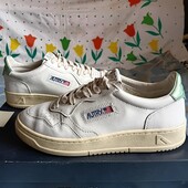 Кожаные кроссовки.р.р.39.стелька 24.5 см.в хорошем состоянии.Оригинал!