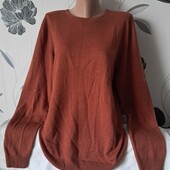 Светир р50 /52 гарний стан