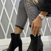 Жіночі ботінки демі на каблучку