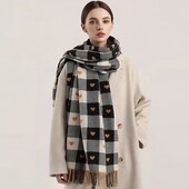 Легкий ніжний шарф у клітинку — бежево‑коричневий, універсальний стиль