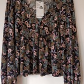 Кофточка с бабочками