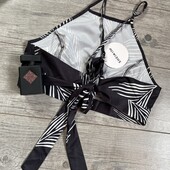 Розпродаж магазину! Крута маячка топ за завʼязках ззаду 1 фото зад 2 перед