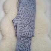 Штани стрейчові з лампасами.Стан відмінний