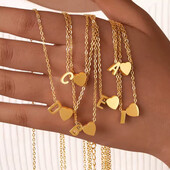 Серія з літерою, медзолото, ланцюжок шарм серце, літера на вибір Т, R W, Q